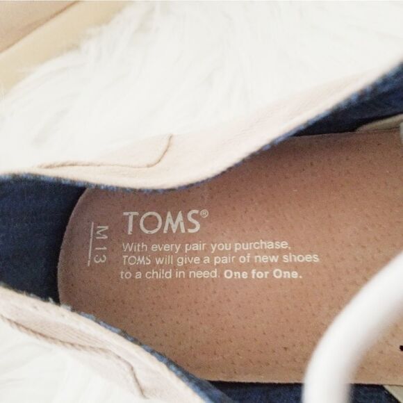 Tom's tie casual style shoe like new - Picture 4 of 8